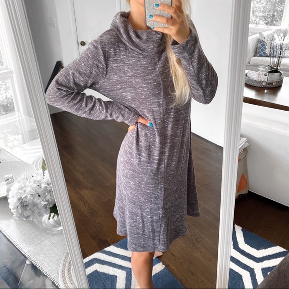 🐑 BANANA REPUBLIC TAUPE LOOSE TURTLENECK DRESS! - Picture 6 of 10